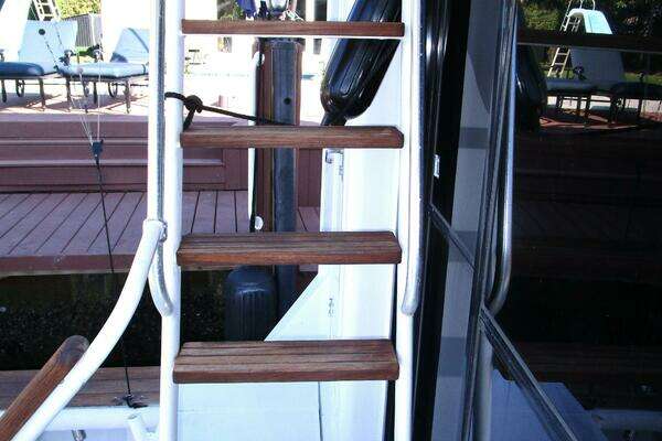 Striker  Yacht For Sale