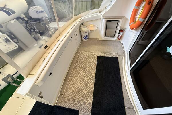 38ft Silverton Yacht For Sale