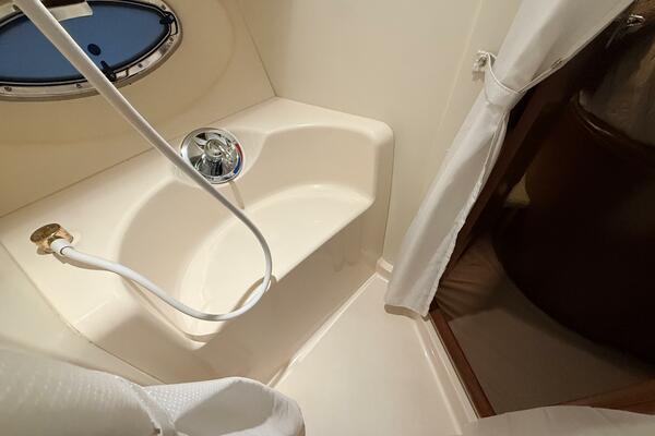 38ft Silverton Yacht For Sale