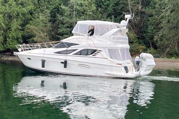 38ft Silverton Yacht For Sale