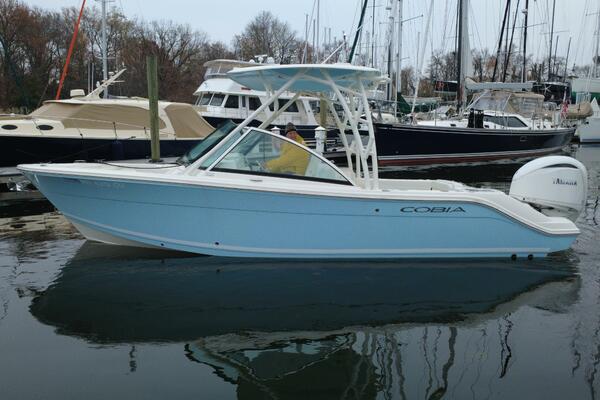 24ft Cobia Yacht For Sale