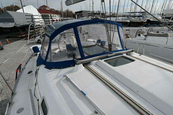 Beneteau 361 Yacht For Sale