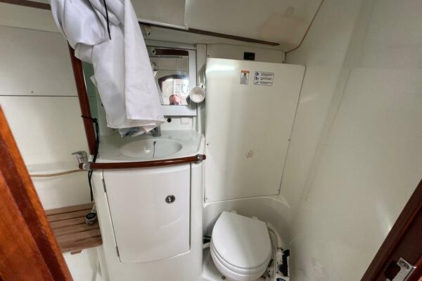 36ft Beneteau Yacht For Sale