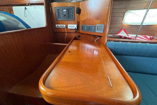 36ft Beneteau Yacht For Sale