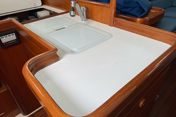 36ft Beneteau Yacht For Sale