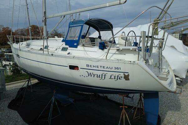 Beneteau 361 Yacht For Sale
