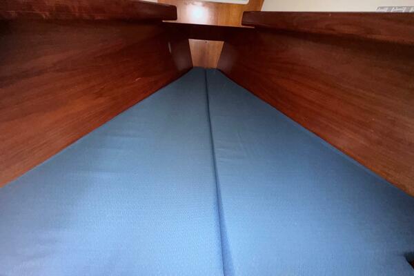 36ft Beneteau Yacht For Sale