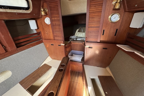 36ft S2 Yacht For Sale