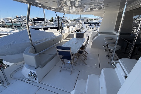 54ft Aquila Yacht For Sale