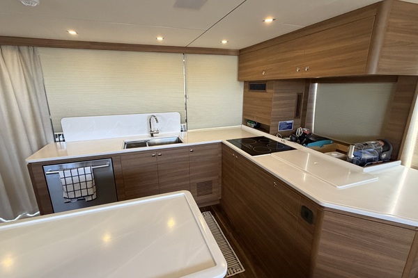 54ft Aquila Yacht For Sale