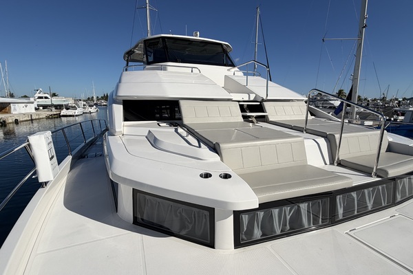 54ft Aquila Yacht For Sale