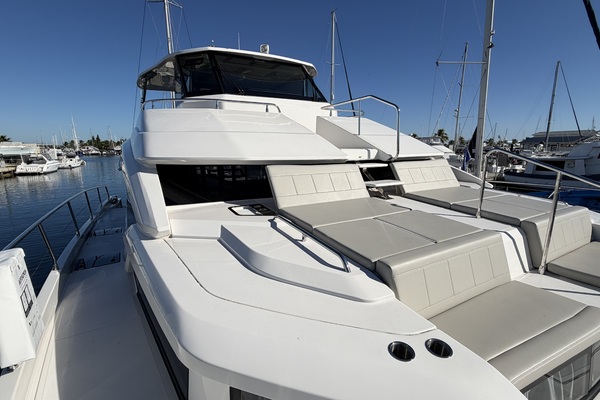 54ft Aquila Yacht For Sale