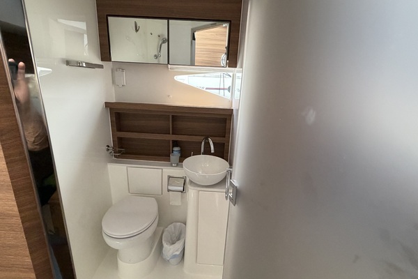 54ft Aquila Yacht For Sale