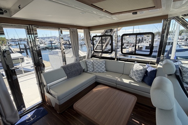 54ft Aquila Yacht For Sale