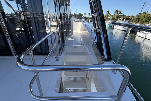 54ft Aquila Yacht For Sale