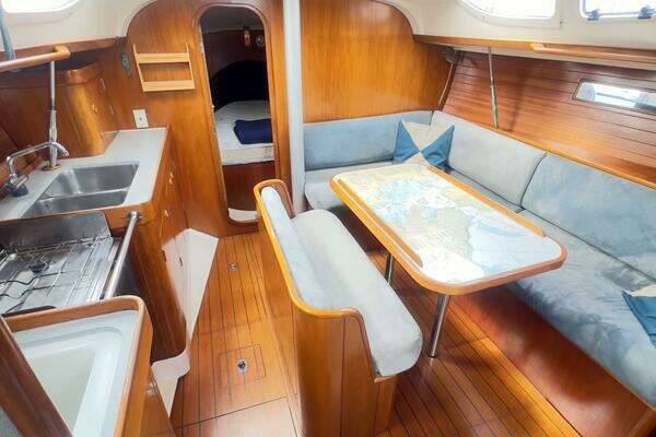 Beneteau  Yacht For Sale