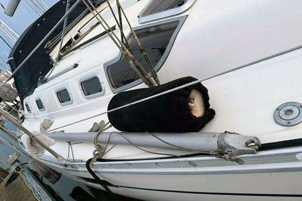 Beneteau  Yacht For Sale