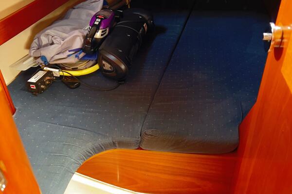 Wildflower 37ft Beneteau Yacht For Sale