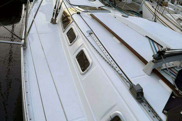 Beneteau  Yacht For Sale