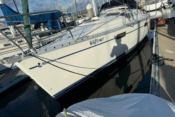 Wildflower 37ft Beneteau Yacht For Sale