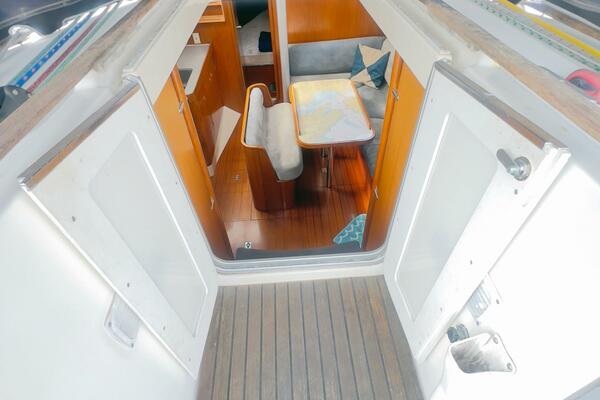 Wildflower 37ft Beneteau Yacht For Sale