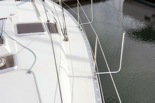 Wildflower 37ft Beneteau Yacht For Sale