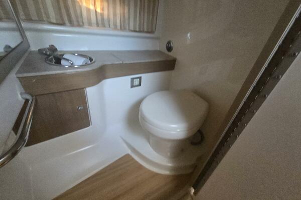 Fly Me 31ft Formula Yacht For Sale