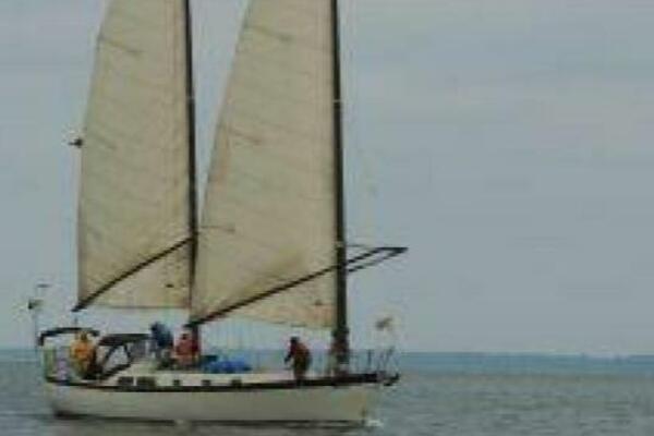 Dauntless 43ft Tanton Yacht For Sale