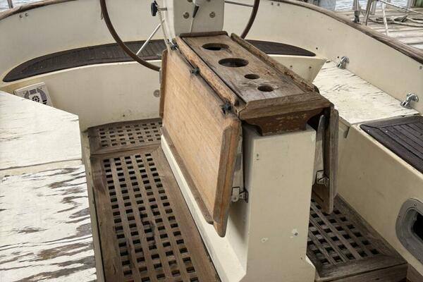 Dauntless 43ft Tanton Yacht For Sale