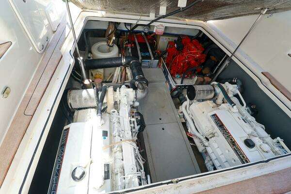 Chris-Craft  Yacht For Sale