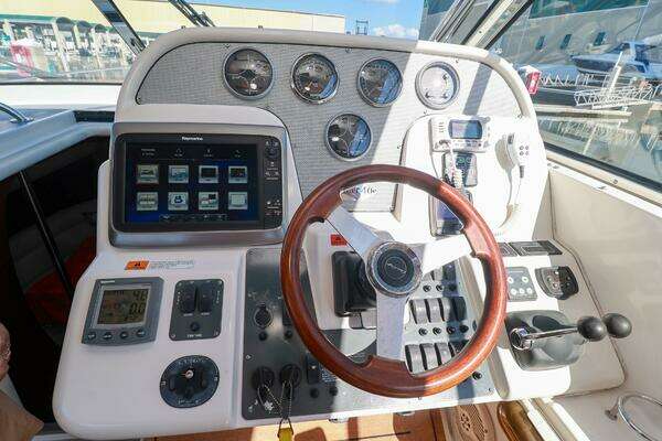 Chris-Craft  Yacht For Sale