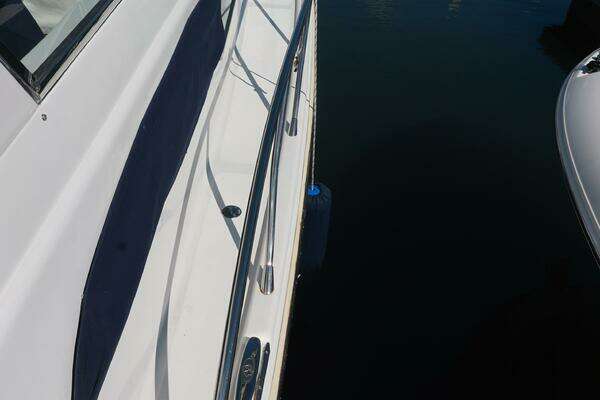 Chris-Craft  Yacht For Sale