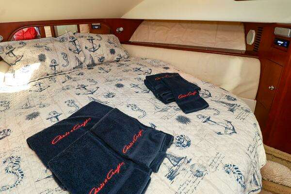 Chris-Craft  Yacht For Sale