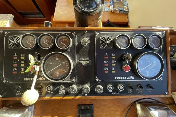 Hasta La Vista 48ft Symbol Yacht For Sale