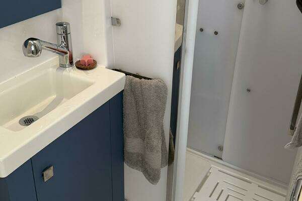 Fountaine Pajot Astrea 42 Yacht For Sale