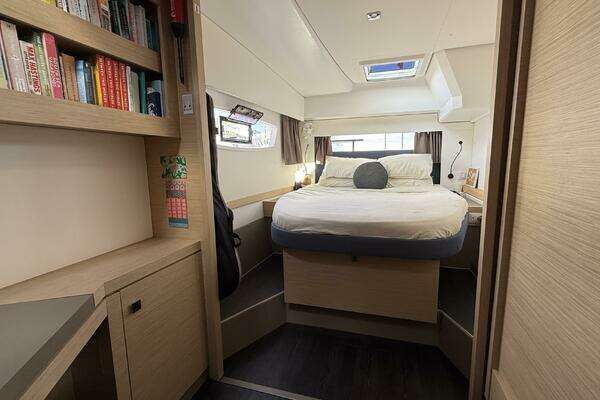 Fountaine Pajot Astrea 42 Yacht For Sale