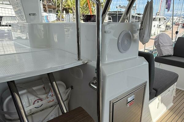 Mpola Mpola  41ft Fountaine Pajot Yacht For Sale