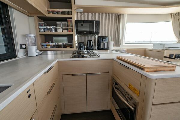 Lagoon 46 45ft Lagoon Yacht For Sale