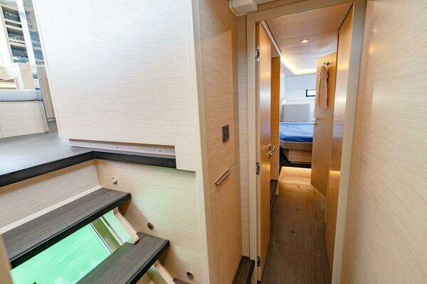 Lagoon 46 Yacht For Sale