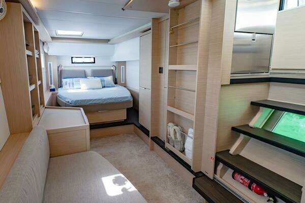 Lagoon 46 Yacht For Sale