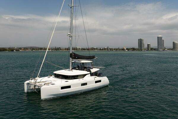 Lagoon 46 Yacht For Sale
