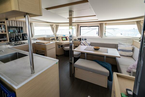 Lagoon 46 45ft Lagoon Yacht For Sale