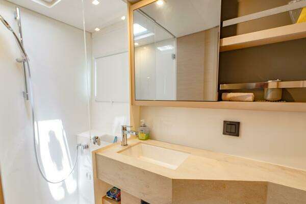 Lagoon 46 Yacht For Sale