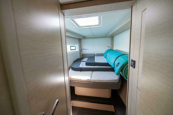 Lagoon 46 Yacht For Sale