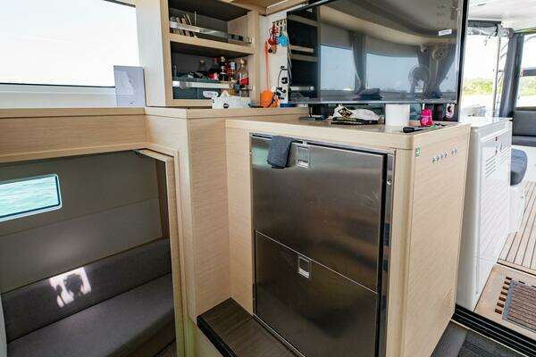 Lagoon 46 Yacht For Sale