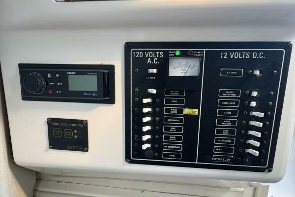 30ft Grady White Yacht For Sale