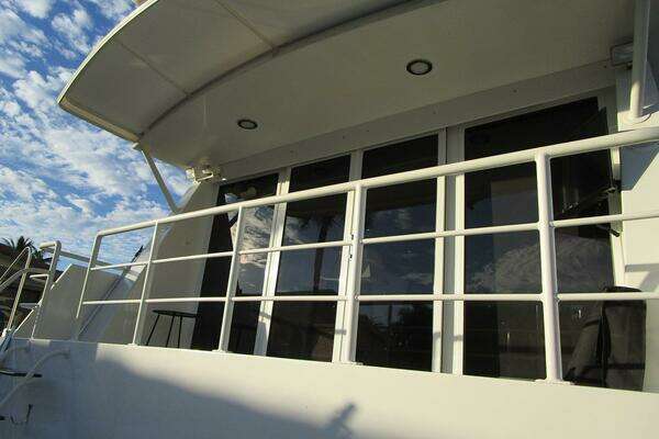 Viking Cockpit Motor Yacht Yacht For Sale
