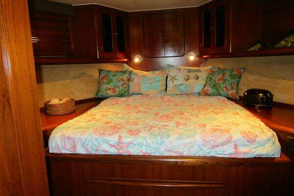 Viking Cockpit Motor Yacht Yacht For Sale