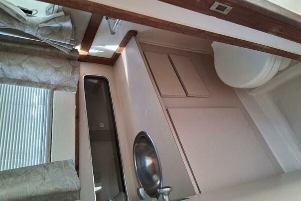 Odyssea 29ft Blackfin Yacht For Sale