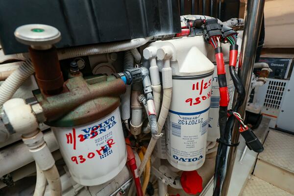 Nauti Buoy 52ft Cruisers Yacht For Sale